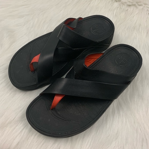 black leather fitflops